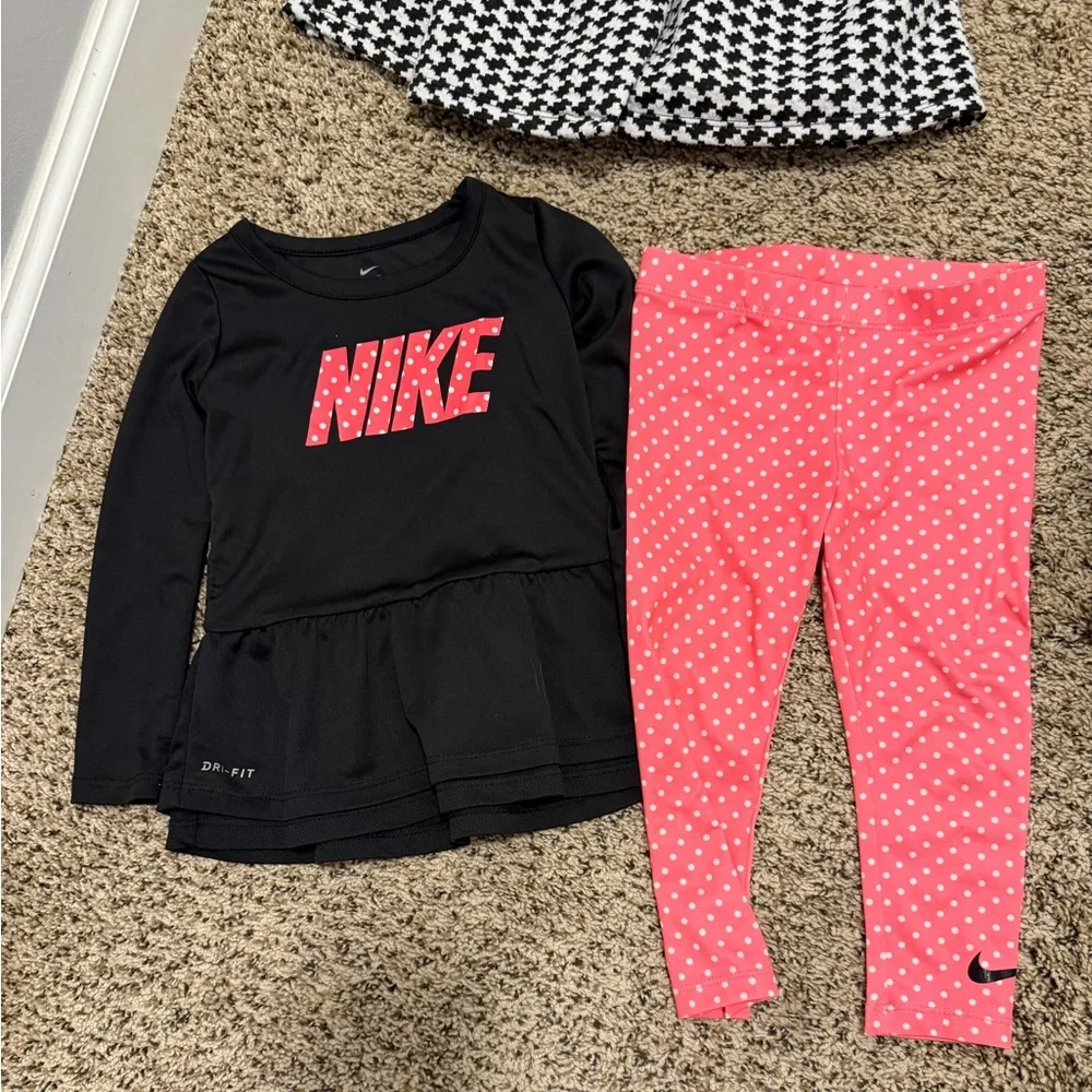 Girls 2t outfits - Picture 3 of 12